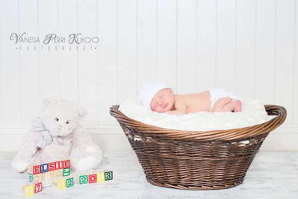 Newborn Photographer Devon